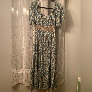 Free people long linen printed dress with pockets size large